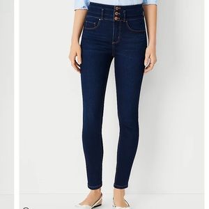 NWOT Ann Taylor Sculpting Pocket High Rise Skinny Jeans